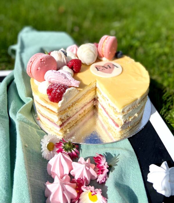 Passioni ja vaarikatort 1kg